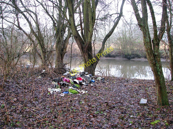 Photo 6"x4" Flytip by the river Norwich c2010