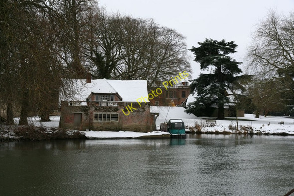 Photo 6"x4" College at the back Wallingford c2010