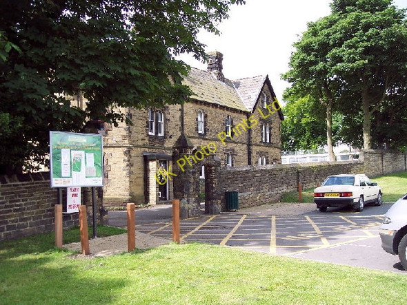 Photo 6"x4" Manor Heath Park Gardens Sowerby Bridge c2005