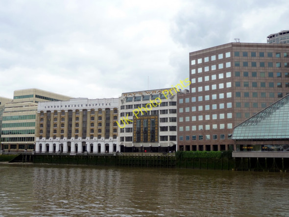 Photo 6"x4" London Bridge Hospital, London SE1 London c2009