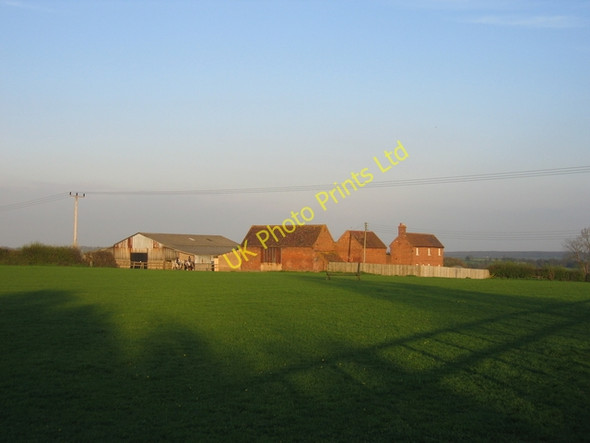 Photo 6"x4" Farm on The Campion Hills Royal Leamington Spa c2006