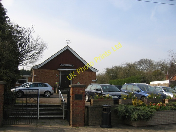 Photo 6"x4" The Peace Memorial Hall Rowney Green c2006