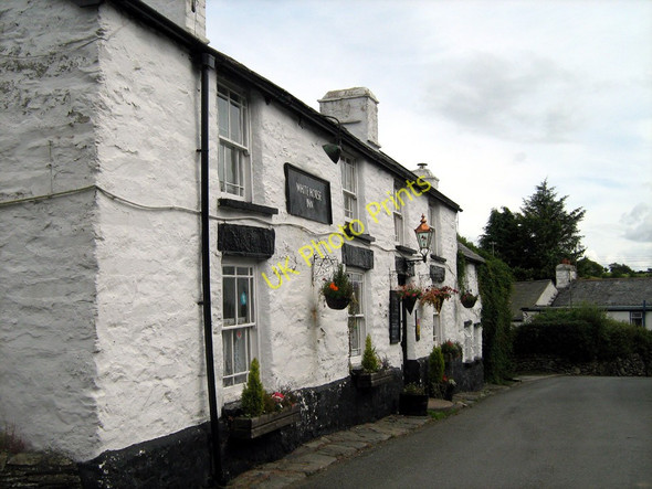 Photo 6"x4" White Horse Inn and Cil Haul Betws-y-Coed c2009