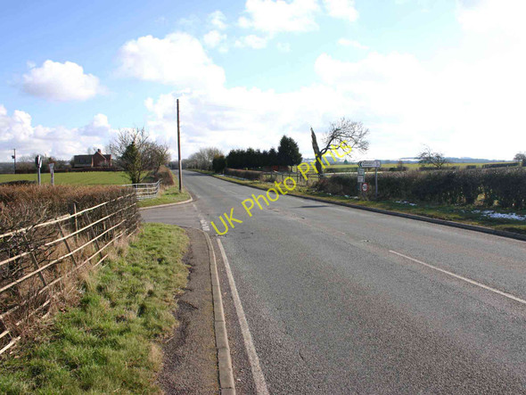 Photo 6"x4" Junction on A422 Banbury Road Alveston Hill c2010