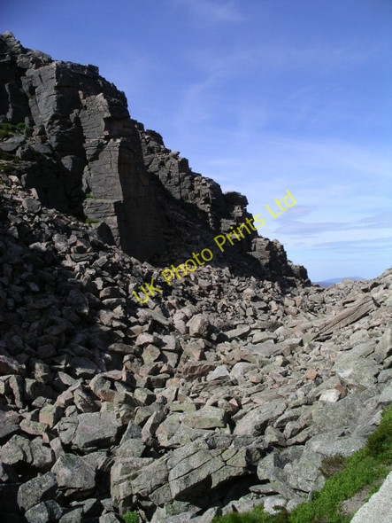 Photo 6"x4" The Chalamain Gap Creag a' Chalamain c2005