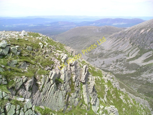 Photo 6"x4" Lairig Ghru crags Lairig Ghru c2005