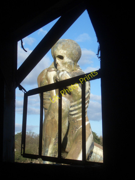 Photo 6"x4" Scary Sculpture 3 Exlade Street c2010