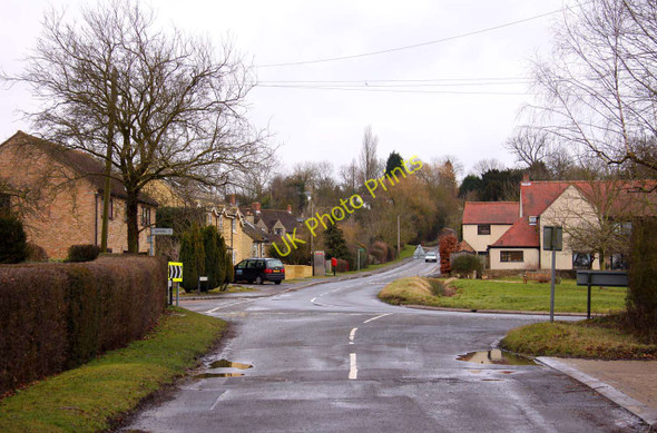 Photo 6"x4" Church Road in Horton-Cum-Studley Horton-cum-Studley c2010
