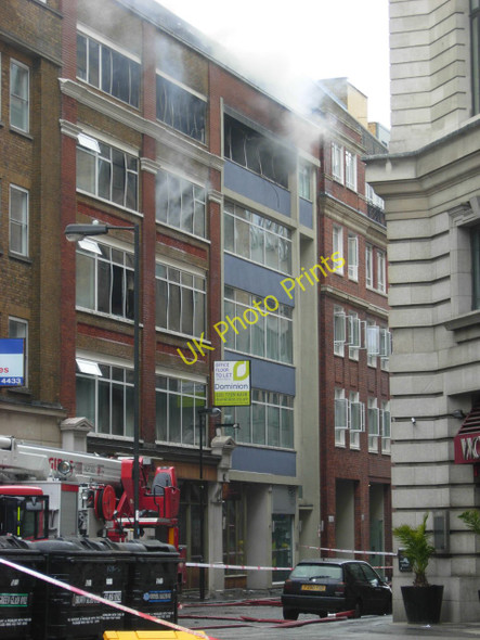 Photo 6"x4" Fire in Shoreditch London c2010