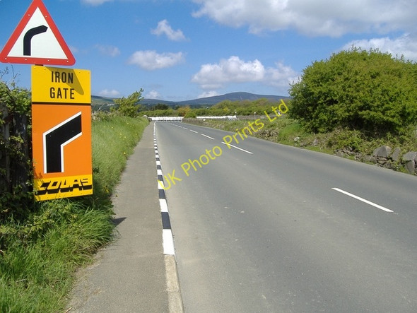 Photo 6"x4" Approach to 'Iron Gate' , Ballakeighan Castletown\/SC2667 c2006