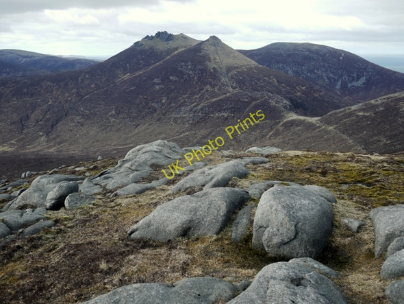 Photo 6"x4" The summit of Slieve Corragh Newcastle\/J3732 c2010