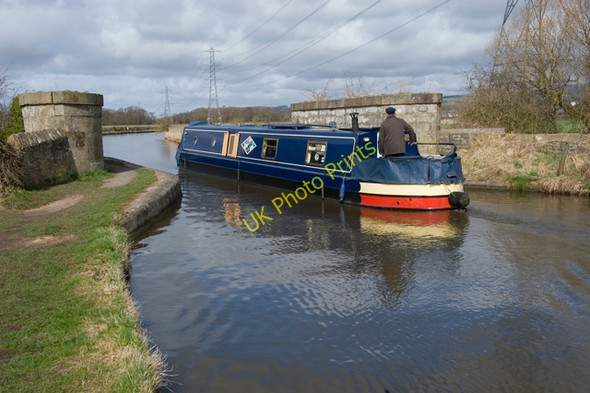 Photo 6"x4" Canal boat on Brock Aqueduct Brock\/SD5140 c2010