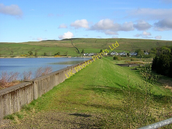 Photo 6"x4" Carron Valley Reservoir Dam Cock Hill\/NS7182 c2006