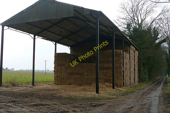 Photo 6"x4" Barn on the drove road South Wonston c2010