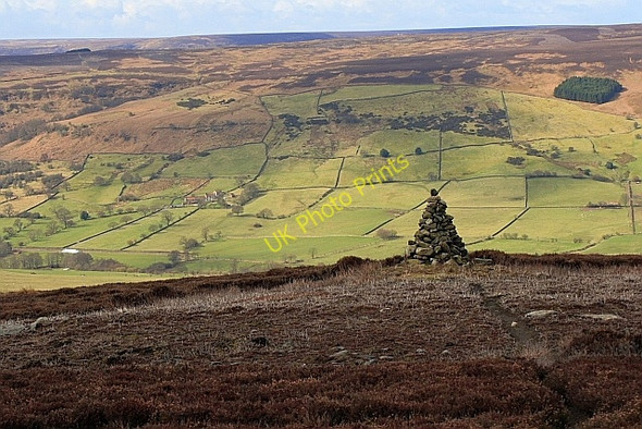 Photo 6"x4" Cairn, Loosehow Hill The Grange\/SE5796 c2010