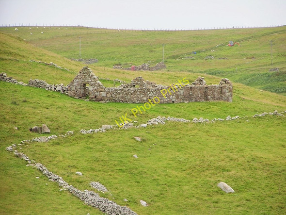 Photo 6"x4" Ruined crofthouse near Culswick Culswick c2007