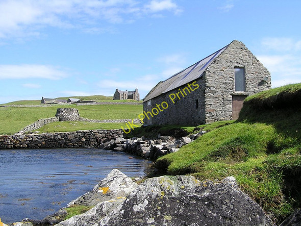 Photo 6"x4" Shed at Lunna Pier Lunna c2007