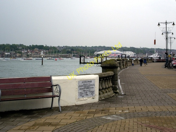 Photo 6"x4" The Parade, Cowes Cowes c2006