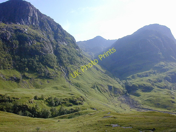 Photo 6"x4" View towards Coire nan Lochan Three Sister c2003