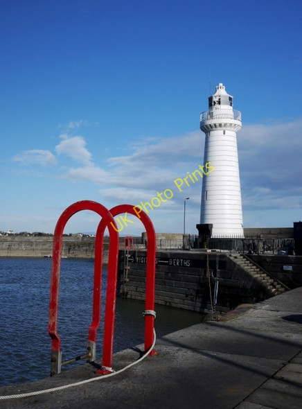 Photo 6"x4" Donaghadee Lighthouse Donaghadee c2010