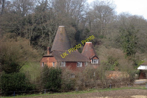 Photo 6"x4" Oast House, Tea Garden Lane, Royal Tunbridge Wells, Kent Ramslye c2010
