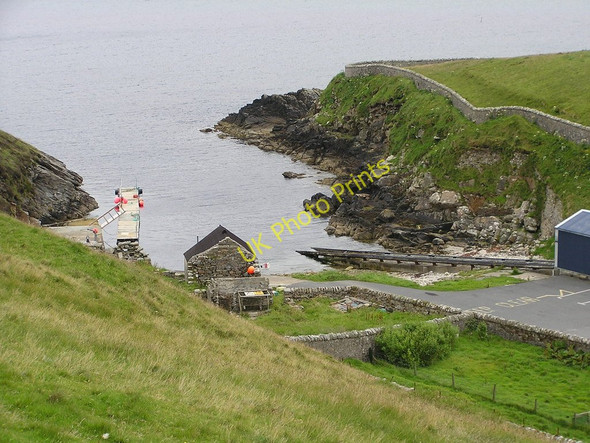 Photo 6"x4" Fiska Wick, Unst Burrafirth c2007