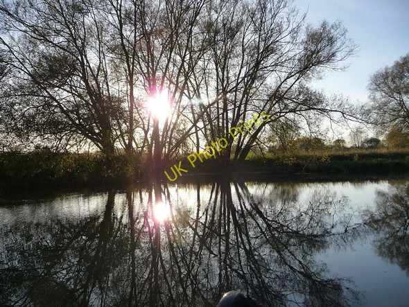 Photo 6"x4" River Thames downstream of Buscot Lock Lechlade on Thames c2009