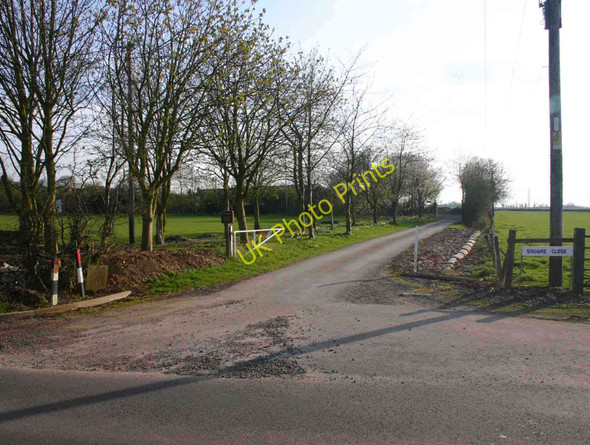 Photo 6"x4" Entrance drive to Square Close Chesterton\/SP3558 c2010