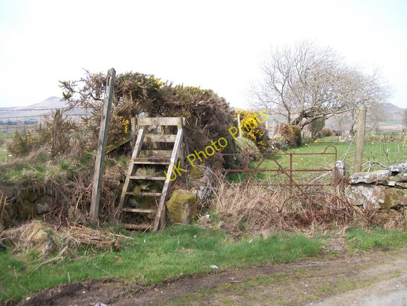 Photo 6"x4" Stile giving access from the Sardis road to the Cefn-cae'r-ferch path Llangybi\/SH4241 c2010
