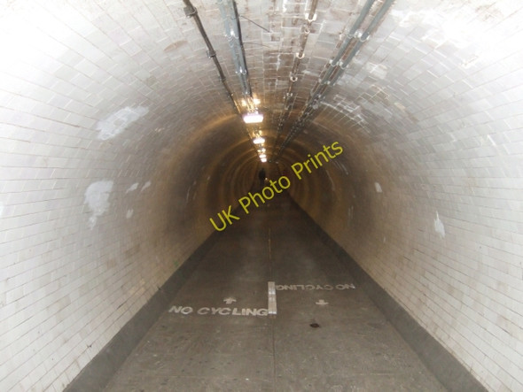 Photo 6"x4" Traffic markings in the Greenwich Foot Tunnel Greenwich\/TQ3977 c2010