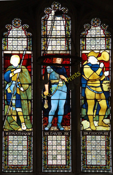 Photo 6"x4" St Katharine, Merstham, Surrey - Window Merstham c2010 P1