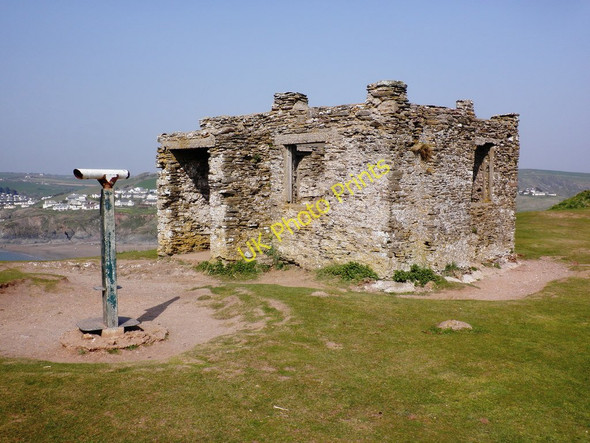 Photo 6"x4" Abandoned building with telescope, on Burgh Island summit Bigbury-on-Sea c2010