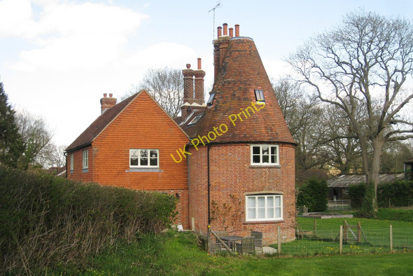 Photo 6"x4" Holywich Farm Oast, Hartfield Road, Cowden, Kent Cowden\/TQ4640 c2010