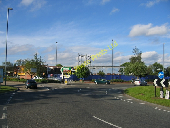 Photo 6"x4" The Maypole roundabout Brandwood End c2006