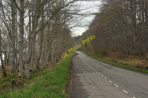 Photo 6"x4" Parking for the picnic site on the B852 Balchraggan\/NH5634 c2010
