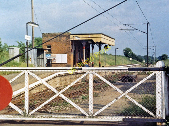 Photo 6"x4" Cressing Station Black Notley c1984