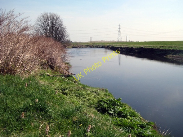 Photo 6"x4" River Calder Bottom Boat c2010