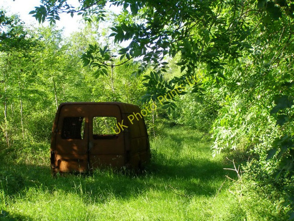 Photo 6"x4" Burnt-out van at Charlton Furze Whitsbury c2006