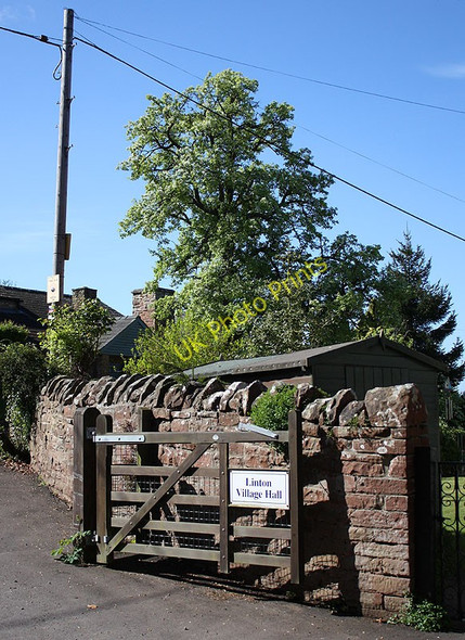 Photo 6"x4" Linton Village Hall gate Linton\/SO6625 c2010