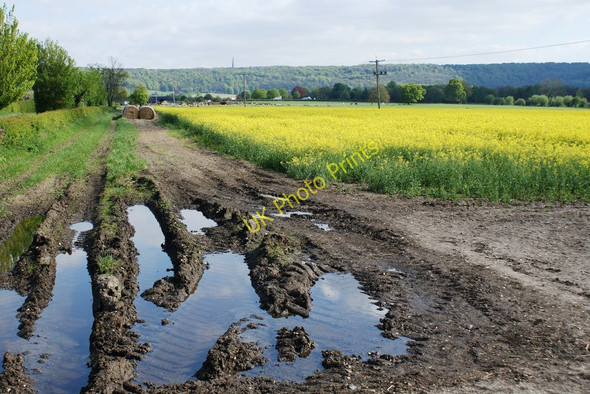 Photo 6"x4" Fields on the edge of Kingston Blount Kingston Blount c2010