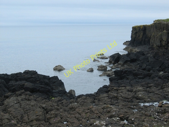 Photo 6"x4" Coastline south of Rubh' an Dunain Rubha an D\u00f9nain c2006