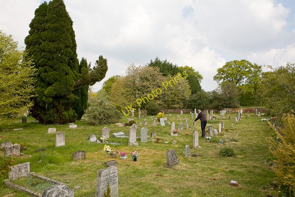 Photo 6"x4" Graveyard of St Mary the Virgin, Bransgore Bransgore c2010