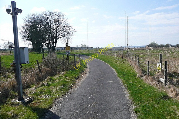 Photo 6"x4" Radio station at Treannahow Newmarket on Fergus c2010
