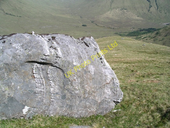 Photo 6"x4" Boulder with quartz intrusions, Am Bathaich Allt Coire a' Chaorainn c2006