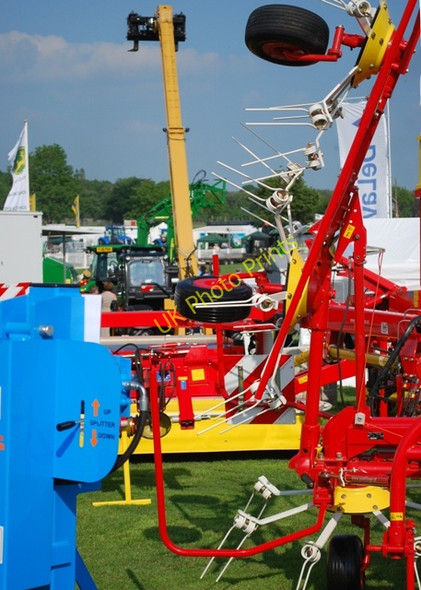 Photo 6"x4" Machinery display Hopton Heath c2010