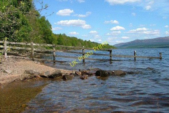 Photo 6"x4" Fence, Loch Rannoch Shoreline Killichonan c2010
