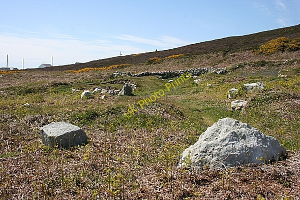 Photo 6"x4" Hut Circles (9) Goferydd c2010