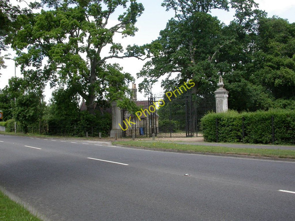 Photo 6"x4" Canford Park, entrance Canford Magna c2010