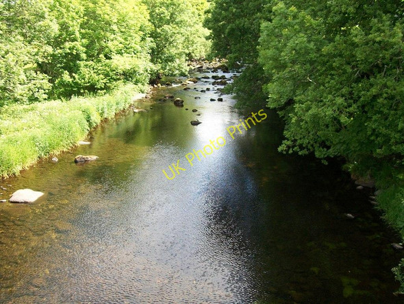 Photo 6"x4" A placid Afon Dwyfor above Pont Llan Llanystumdwy c2010