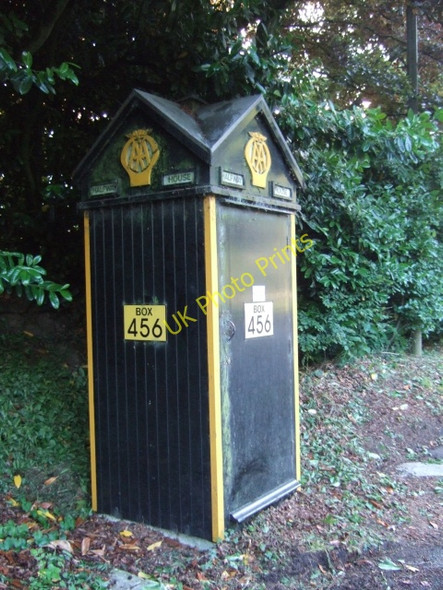 Photo 6"x4" AA phone box 456 (no longer used) Nine Oaks c2010